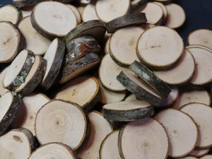 25 piezas galletas de madera de borde vivo de cereza 1-1/4""-1-1/2"" X 1/4"" de espesor - Imagen 1 de 3