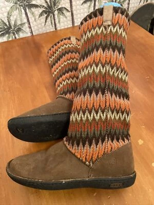 Botas altas de invierno Keen Auburn NAVAJO de gamuza y lana para mujer talla US 9 Foto 1 de 4