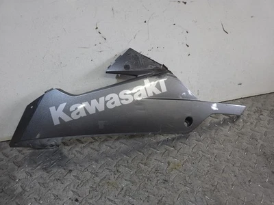 Kawasaki Ninja 300 2013-2017 OEM lado izquierdo carenado inferior (tiene erupción) Foto 1 de 4