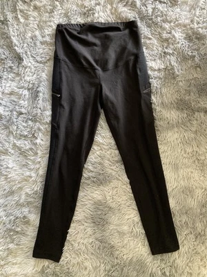 Old Navy Active Maternity Leggings Go-Dry Womens Small Black Elastic Waist - Image 1 of 4