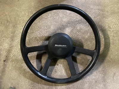 SUZUKI SJ 410 SJ413 SAMURAI LENKRAD 4 SPEICHEN SCHWARZ GEBRAUCHT MIT HUPENKNOPF - Bild 1 von 2