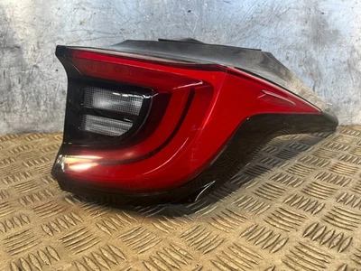 MAZDA 2 HYBRID LÁMPARA DE FRENO LUZ TRASERA DERECHA LUZ DE FRENO HATCHBACK YARIS 21-25 Foto 1 de 4