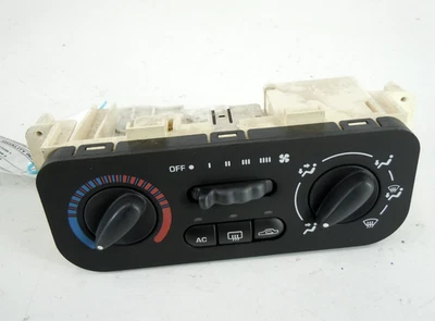 Saturn serie L LW200 2000-2005 A/C calor manual control de temperatura climática OEM Foto 1 de 4