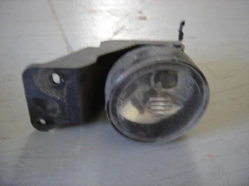Pontiac Grand Am 1999-2005 luz antiniebla lado conductor Foto 1 de 1