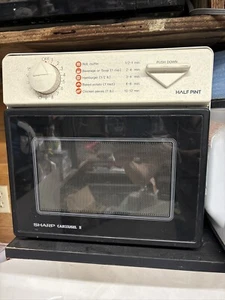 Sharp Half Pint Carousel II Microwave White Vintage working - Picture 1 of 5