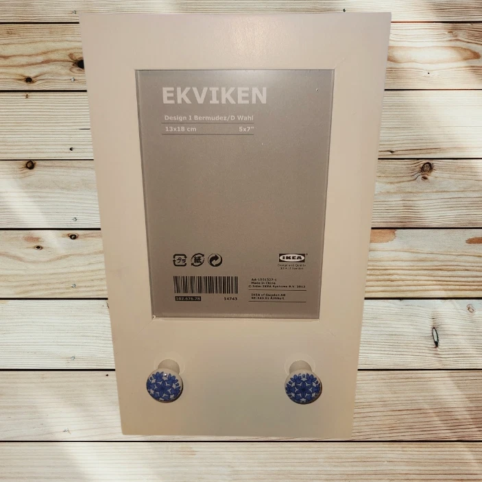 Wall Mounted PICTURE PHOTO FRAME with Ceramic Knobs Hooks - White - IKEA 2014 - Image 1 of 4