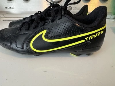 Botines de fútbol Nike Tiempo Legend juveniles talla 4Y negros DA1331-070 zapatos deportivos Foto 1 de 4