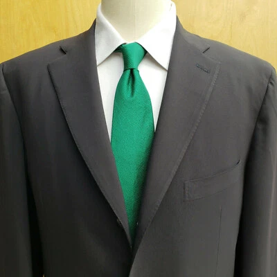 Traje Isaia Napoli Araña Negra Sólida Super 120's Lana 2 Ventilaciones 2 piezas 42L Italia Usado en Excelente Condición Foto 1 de 4