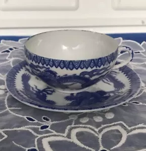 Tazza da tè e piattino drago blu e bianco vintage giapponese full size (Nippon?) - Foto 1 di 21