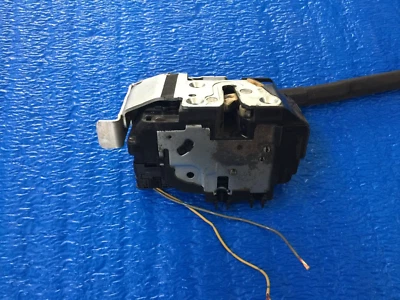 2009-2014 NISSAN CUBE REAR HATCH TAILGATE DOOR LOCK POWER ACTUATOR  TRUNK OEM - Image 1 of 4