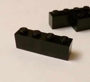 Lego x8 Black 1x4 Bricks, 3010 (028-415) - Picture 1 of 1