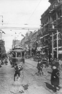Yonge St Toronto Streetcar Scene Professional Photo Lab Reprint - Picture 1 of 1