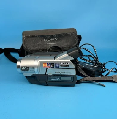Sony Handycam CCD-TRV108E Handheld Hi8 8mm Camcorder With Charger - Tested - Image 1 of 4