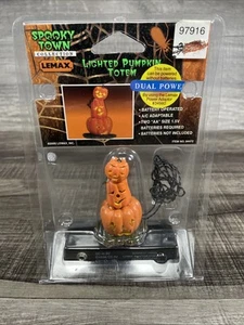 Lemax Spooky Town beleuchtetes Kürbis Totem 04472 Halloween Dorf Figur NEU - Bild 1 von 2