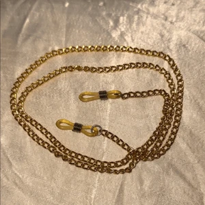 Vintage shiny gold tone eyeglass chain - Picture 1 of 3