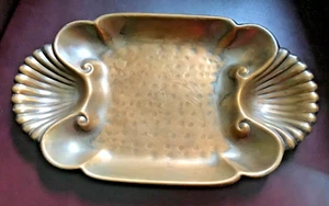 Copper Snacks Tray w/ Scallop Shell shaped cavities for Dip/Sauce - Picture 1 of 2