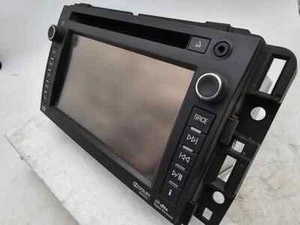 2012-2014 GMC Yukon Radio AM/FM/CD DVD Player Display Receiver Opt UYS W/ Nav - Picture 1 of 3