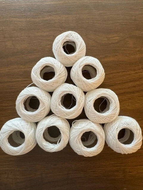 Hilo de ganchillo/bordar hilo de algodón blanco - juego de 10 rollos Foto 1 de 4