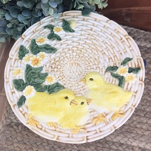 Baby Chicks on Basket Weave Plate Spring Easter Grannycor - Picture 1 of 8