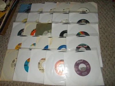 LOT OF 50 ORG CLASSIC, BLUES ROCK  45S ZZ TOP, STEVIE RAY VAUGHN, EAGLES Foto 1 de 2