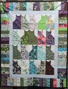 Handmade Pastel Blue trimmed Flower Prints Kitty Cat Quilt Throw CAT RESCUE - Picture 1 of 2