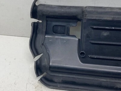 Referencia de ventilación guía radiador superior derecho Volvo S80 V70 XC70 07-16 Nº 31217065 Foto 1 de 4