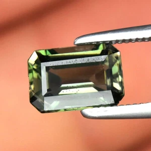 ★ RARE ★ TOURMALINE VERTE DU NIGERIA 7 mm x 5 mm★★ P361.159t - Imagen 1 de 1