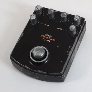 USED ZOOM UF-01 Ultra Fuzz Guitar effects pedal: Fuzz Free Shipping - Picture 1 of 4