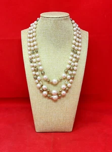 Collar vintage de 3 hilos en tono plata, perlas de imitación blancas y doradas, diamantes de imitación transparentes - Imagen 1 de 7
