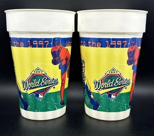 1997 World Series Florida Marlins Cleveland Indians Plastic Cup Lot Of 2 - Picture 1 of 4