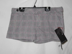 New Girls Vans Gray Pink Plaid Shorts Sz 7 NOS Free Shipping - Picture 1 of 6