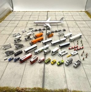 für Herpa Wings 1:500 GSE Set 50+ diverse vehicles / Airport Accessoires - Bild 1 von 25