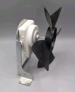 WP2188874 OEM Condenser Fan Motor For Whirlpool Mounting Bracket and Fan Blade - Picture 1 of 6