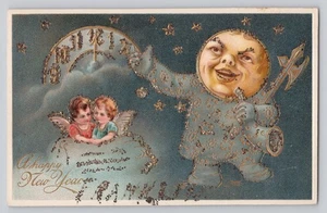 Postal en relieve Año Nuevo Luna Hombre Querubines Brillo Alemania PF 8002 Relieve 8005 - Imagen 1 de 2