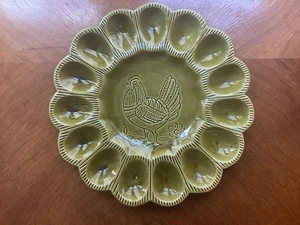 VTG California Pottery 529 Avocado Green Deviled Egg Chicken Hen Plate Farmhouse - Picture 1 of 9
