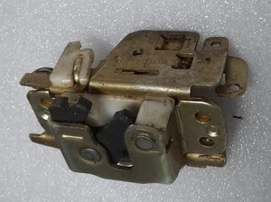 1X Cerradura VW 849 837 015 A 849837015A Passat Santana + otros - Imagen 1 de 4