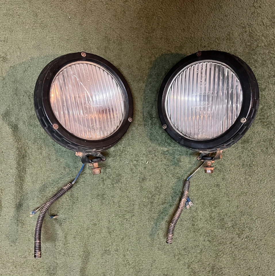 Jeep Wrangler 1997-2006 juego de 2 luces antiniebla parachoques luces de conducción 19019 arriba Foto 1 de 4