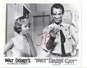 B&W 8 X 10" PHOTO,HAYLEY MILLS &DEAN JONES in WALT DISNEY'S "THAT DARN CAT" 1965 - Picture 1 of 1