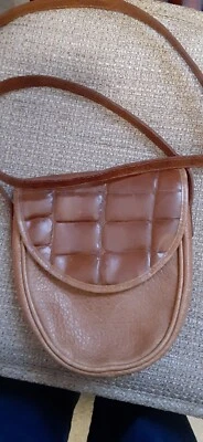 BOLSO BANDOLERA UNISA DE LOS AÑOS 90 HECHO EN BRASIL Foto 1 de 4