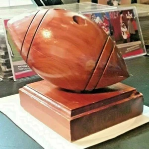HERSHEYPARK Solid Wood Vtg.FOOTBALL Pen Holder Pennsylvania NFL Steelers Eagles - Bild 1 von 11