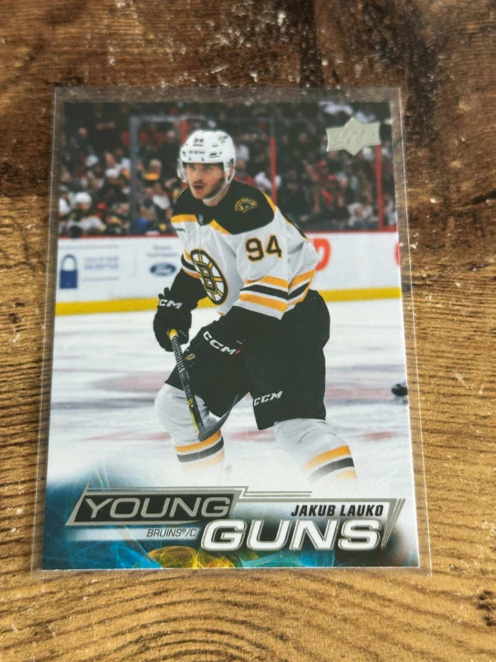 2022-23 Upper Deck Series 2 Young Guns Jakub Lauko #468 - Image 1 of 1