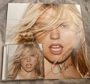 Renee Rapp Bite Me HAND SIGNED Art Card And CD Autograph - Picture 1 of 4
