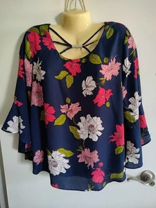est. 1846 Marine Blumen Glockenärmel Rundhalsausschnitt Top Gr. L Gr. TOP! - Bild 1 von 7