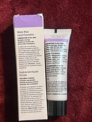 Mary Kay BEIGE 7 Liquid Foundation Matte-Wear Combin to Oily Skin / New in Box - Image 1 of 3