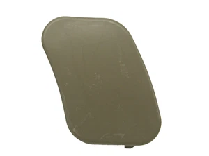 2000-2004 Subaru Outback Right Rear Access Tailgate Lamp Cap Cover 94067AE140 - Picture 1 of 5