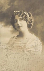 Hermosa dama victoriana Jugendstil RPPC B41 - Imagen 1 de 2