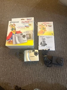 Vintage Polaroid Fun Flash 640 x 480 0.3MP Digital Camera w/ Box - Picture 1 of 12