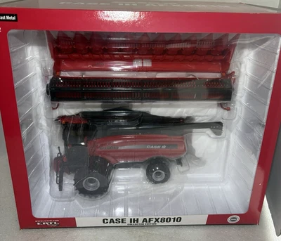 Ertl Case IH AFX8010 Combine With 2 Heads, Collector Edition, Diecast 1/32 - Image 1 of 4