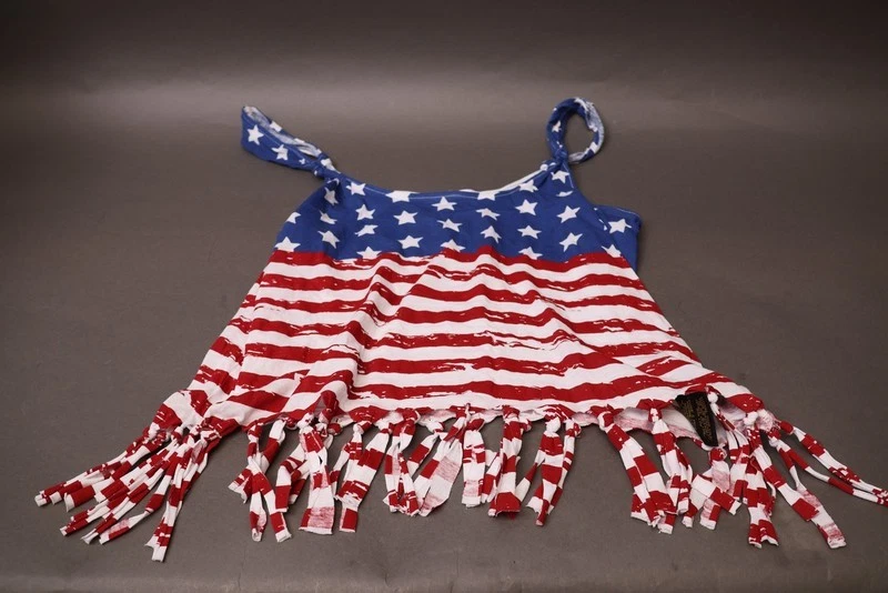 REGATA MARROM BANDEIRA AMERICANA (MÉDIA) - Imagem 1 de 1