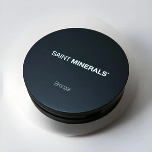 Saint Minerals Pressed Matte Bronzer - Sun-Kissed (8g) - Bild 1 von 11